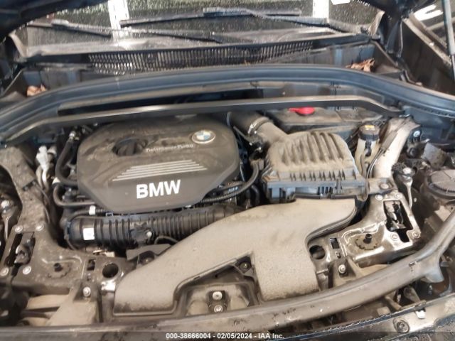 Photo 9 VIN: WBXHT3C3XJ5L25053 - BMW X1 