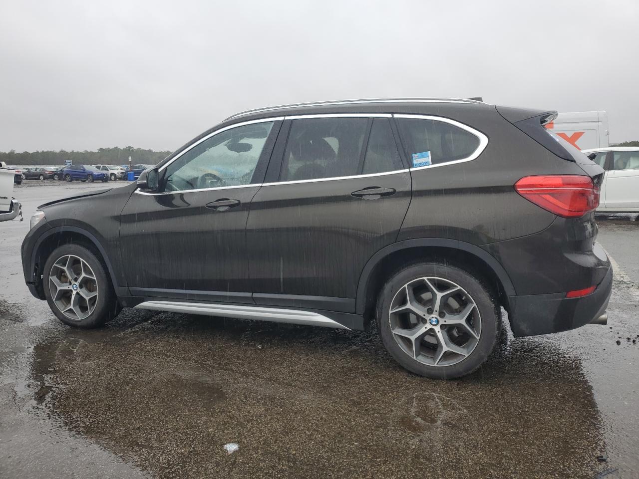 Photo 1 VIN: WBXHT3C3XJ5L34271 - BMW X1 