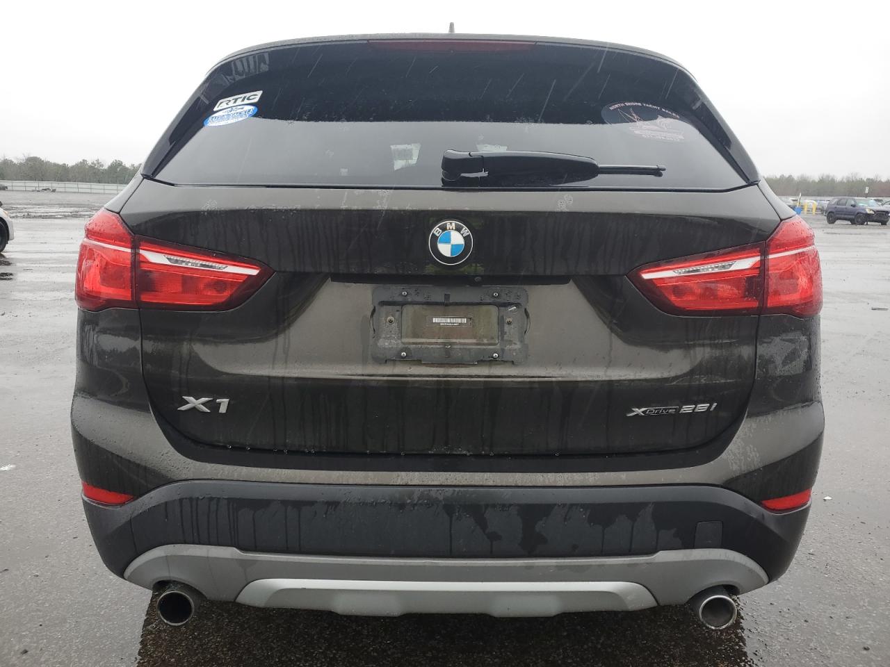 Photo 5 VIN: WBXHT3C3XJ5L34271 - BMW X1 