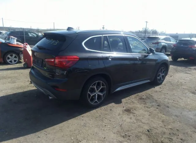 Photo 3 VIN: WBXHT3C3XJ5L34870 - BMW X1 