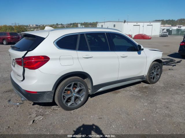 Photo 3 VIN: WBXHT3C53K5L89891 - BMW X1 