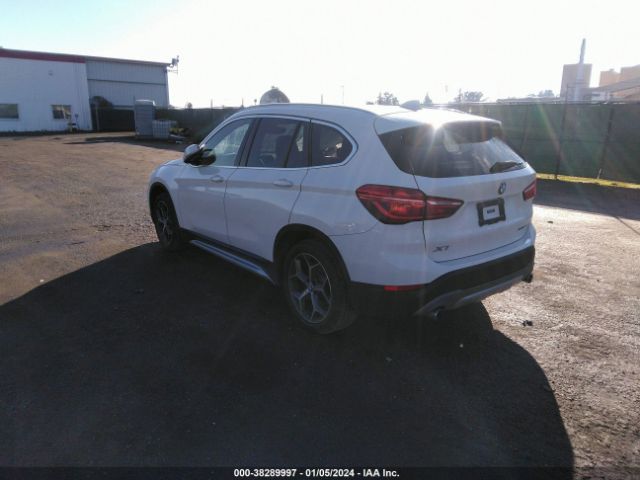 Photo 2 VIN: WBXHT3C56K3H34085 - BMW X1 