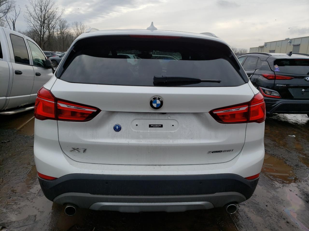 Photo 5 VIN: WBXHT3C56K5L35422 - BMW X1 