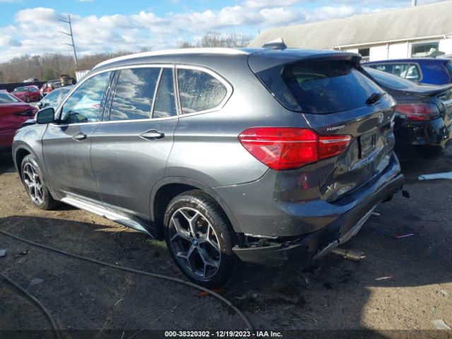 Photo 2 VIN: WBXHT3C57K5L91403 - BMW X1 