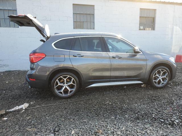 Photo 2 VIN: WBXHT3C5XK5L36122 - BMW X1 