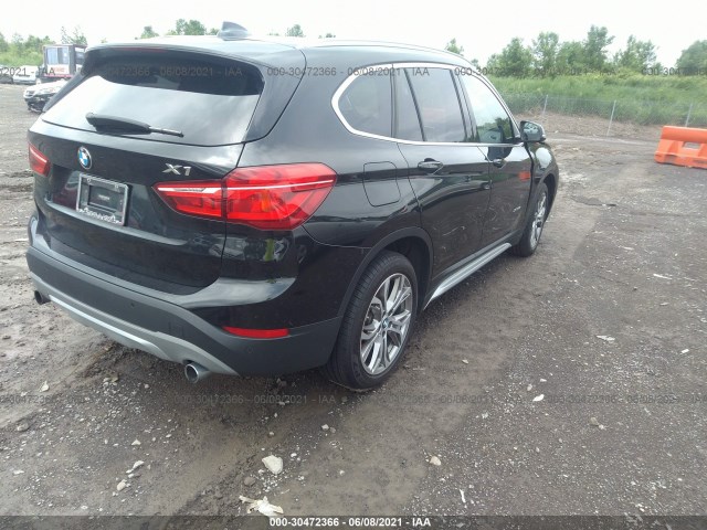 Photo 3 VIN: WBXHT3Z32H4A65340 - BMW X1 