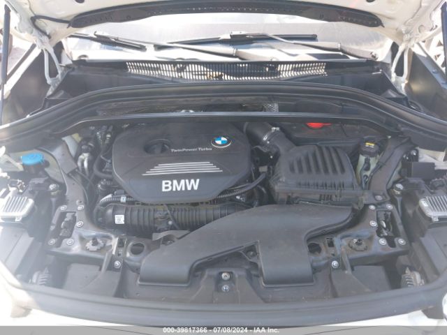 Photo 9 VIN: WBXHT3Z33G4A47590 - BMW X1 