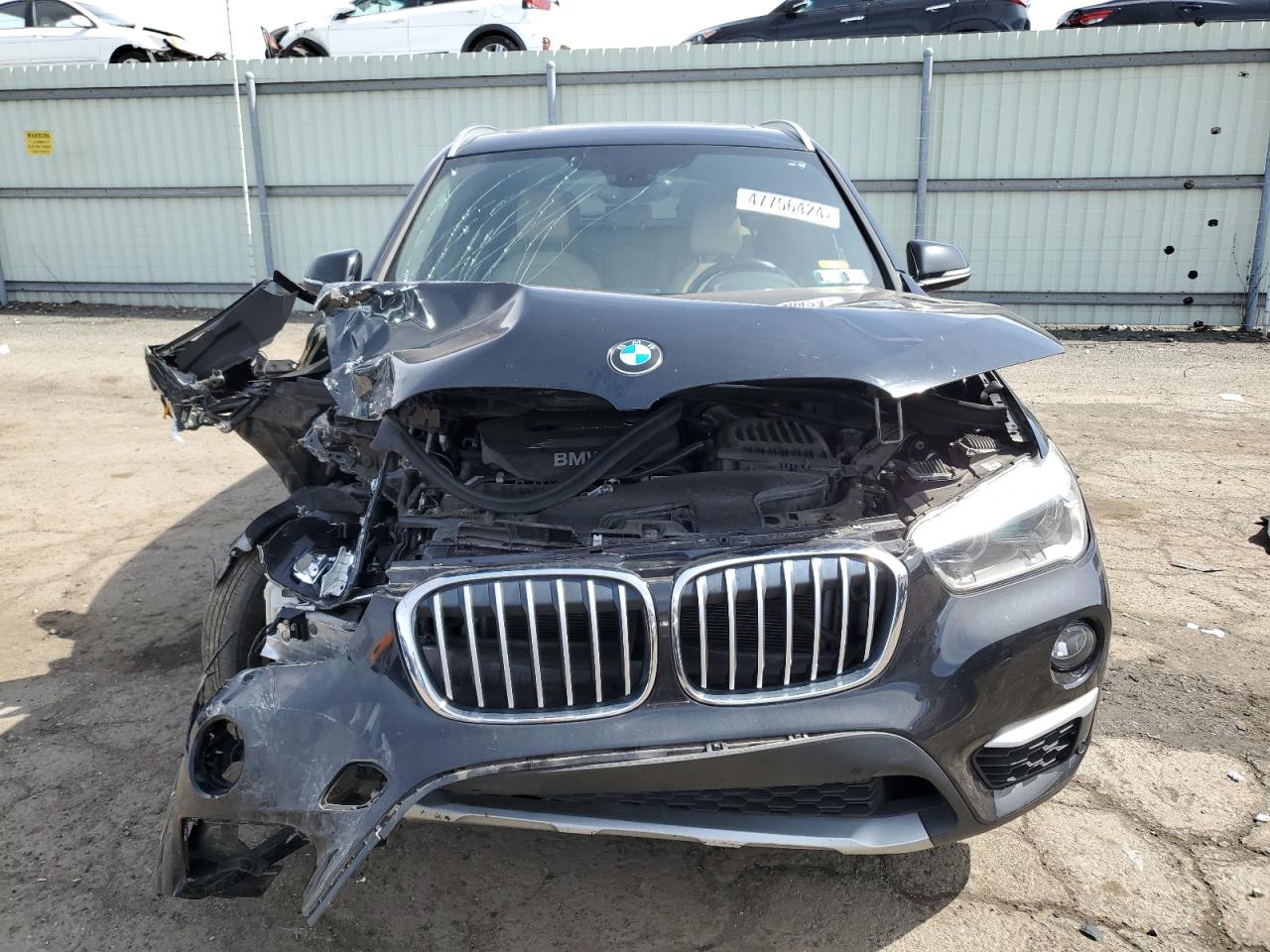 Photo 4 VIN: WBXHT3Z33G4A51705 - BMW X1 