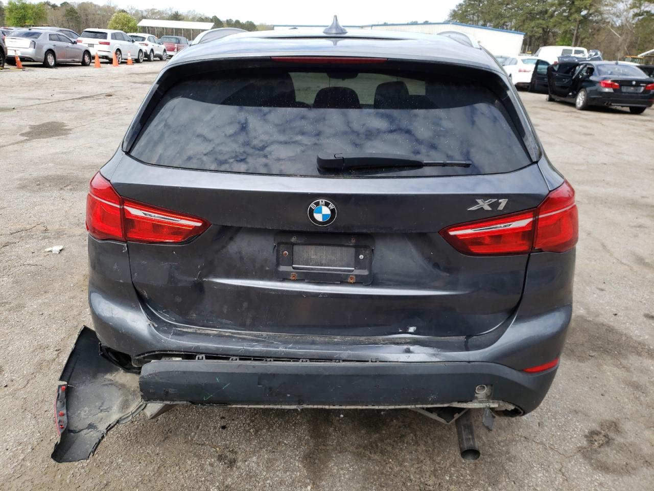 Photo 5 VIN: WBXHT3Z35H4A54025 - BMW X1 