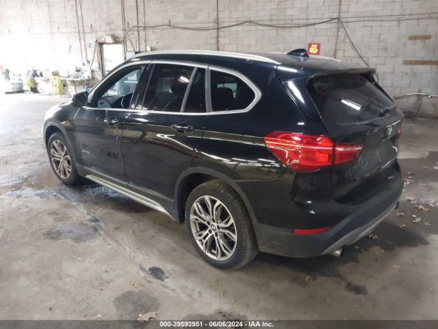 Photo 2 VIN: WBXHT3Z35H4A65624 - BMW X1 