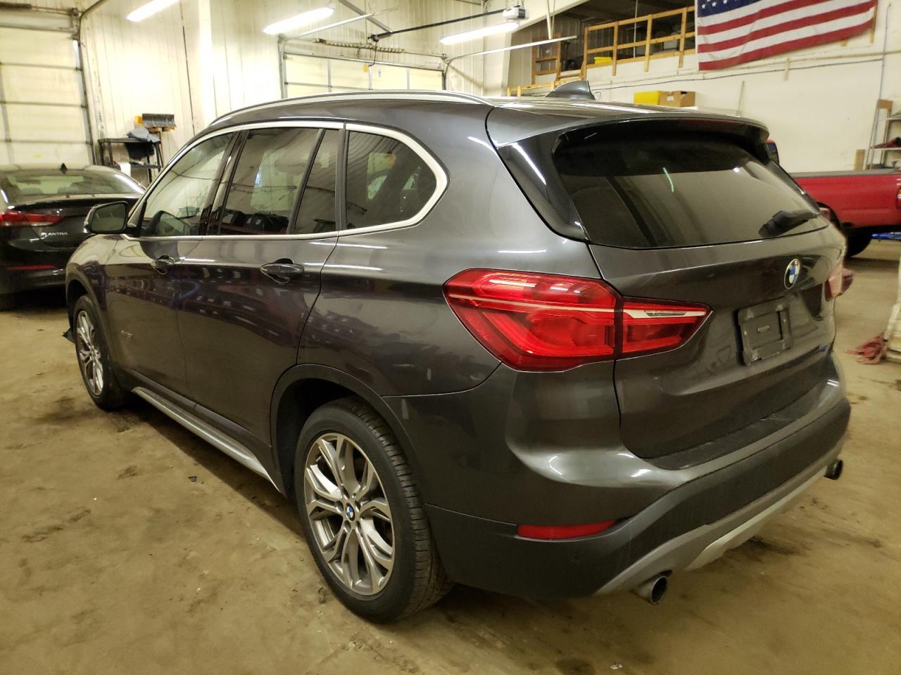 Photo 1 VIN: WBXHT3Z36H4A57421 - BMW X1 