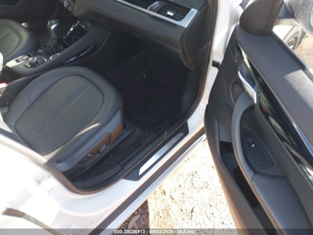 Photo 4 VIN: WBXHT3Z38G4A47603 - BMW X1 