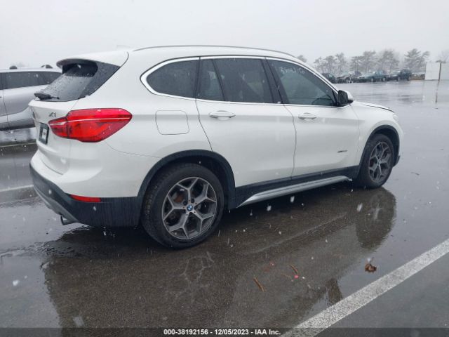 Photo 3 VIN: WBXHT3Z38G4A49156 - BMW X1 