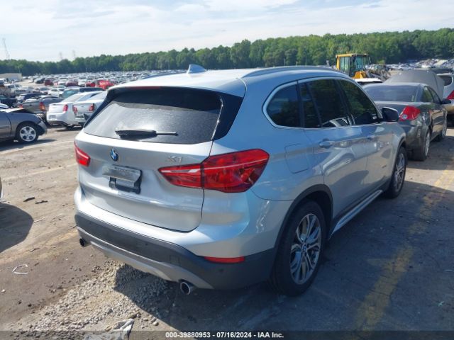 Photo 3 VIN: WBXHT3Z38H4A52172 - BMW X1 