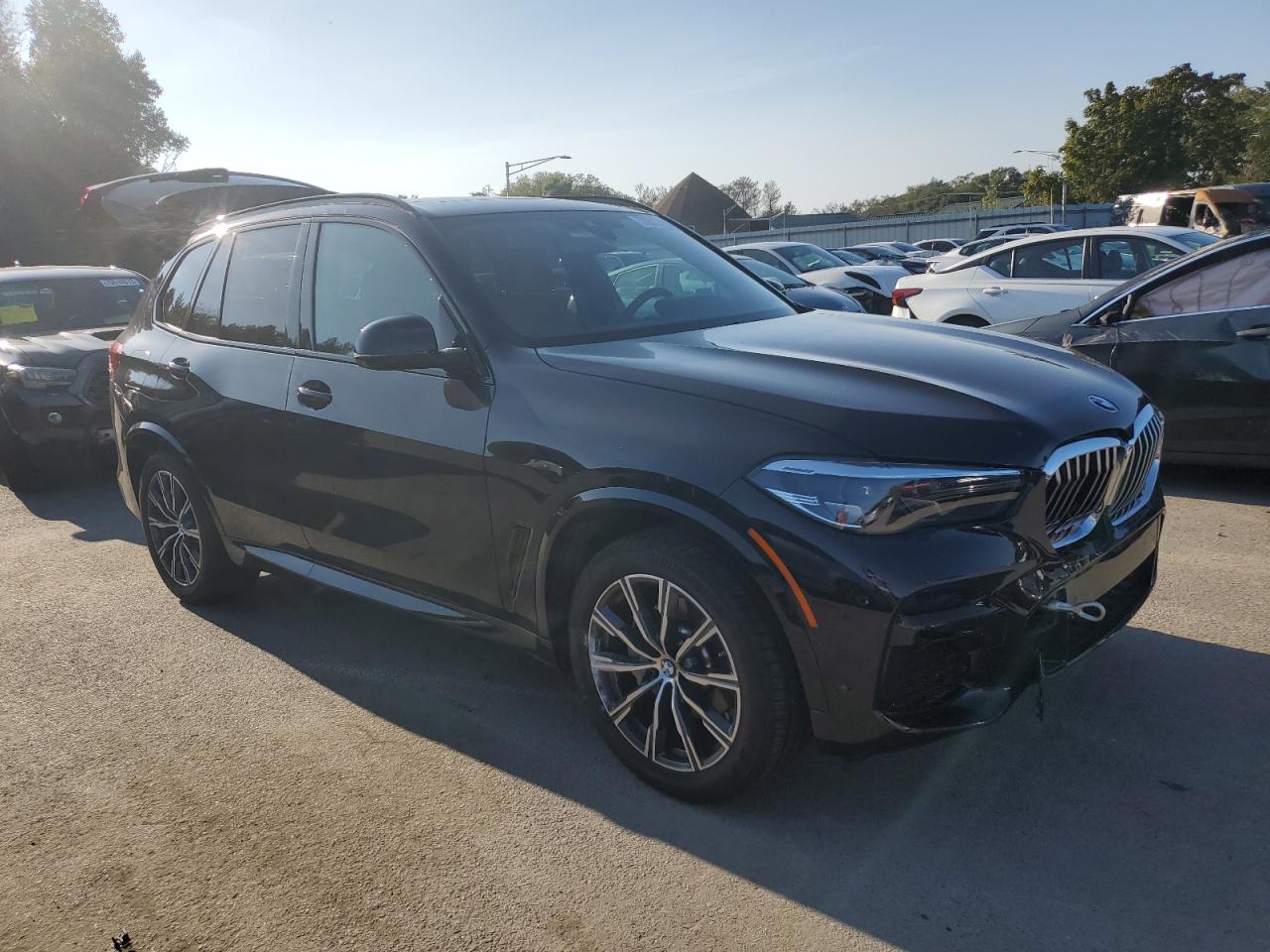 Photo 3 VIN: WBXHT3Z38H4A55198 - BMW X1 