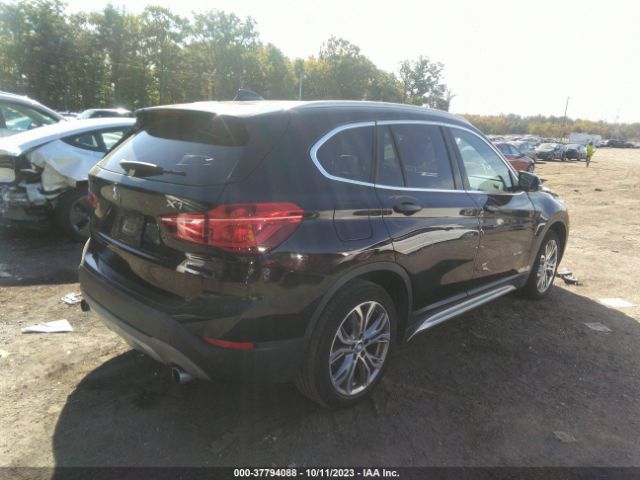 Photo 3 VIN: WBXHT3Z38H4A55654 - BMW X1 