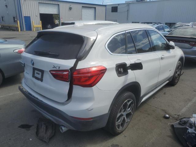 Photo 2 VIN: WBXHT3Z38H4A58120 - BMW X1 