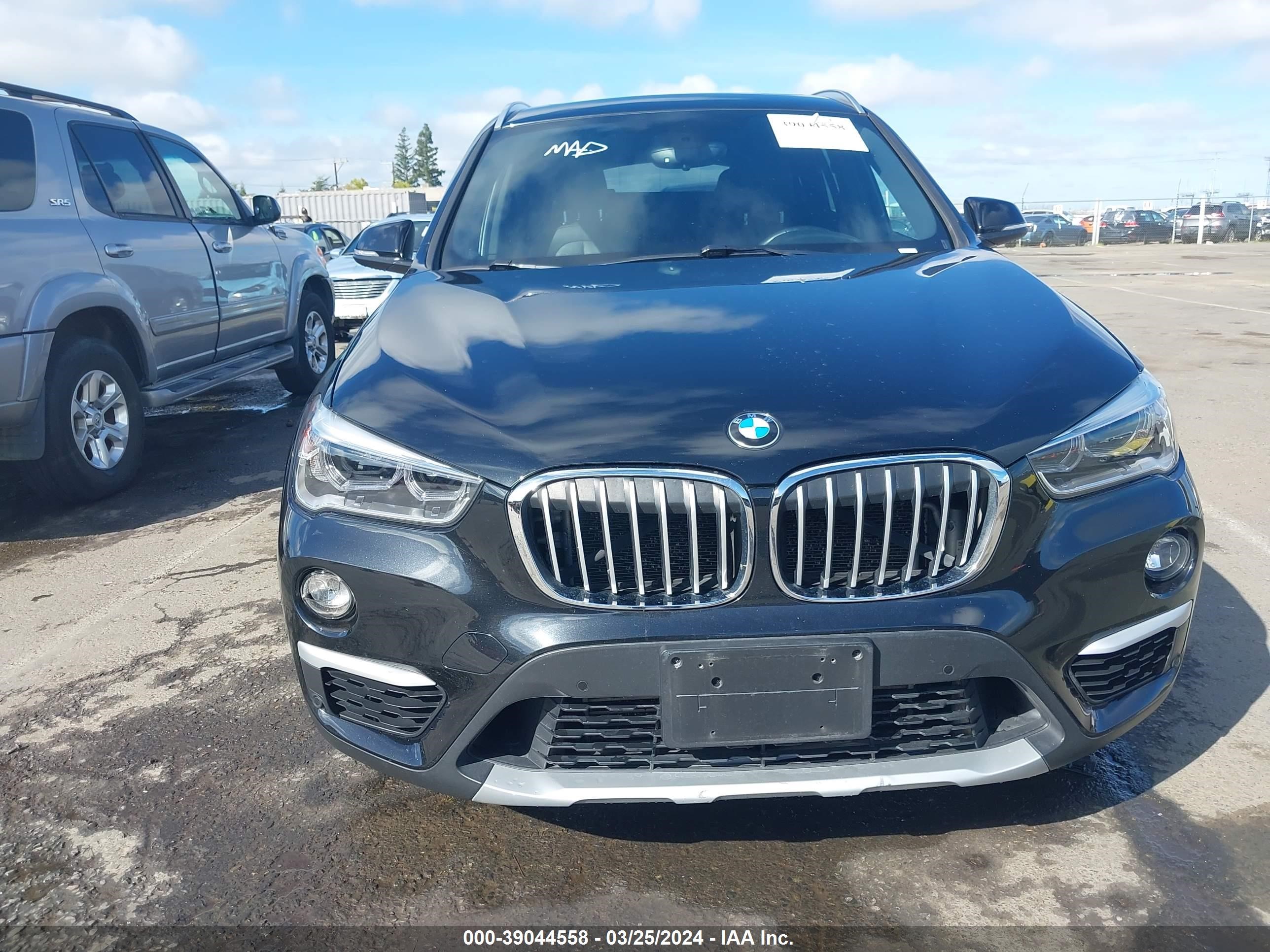 Photo 12 VIN: WBXHT3Z39H4A54173 - BMW X1 