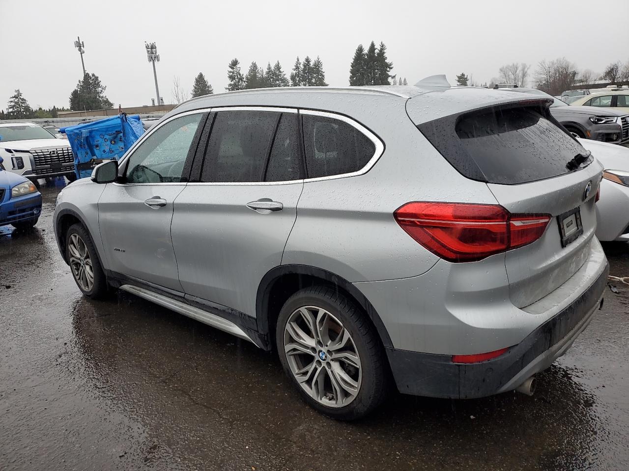 Photo 1 VIN: WBXHT3Z3XH4A58393 - BMW X1 