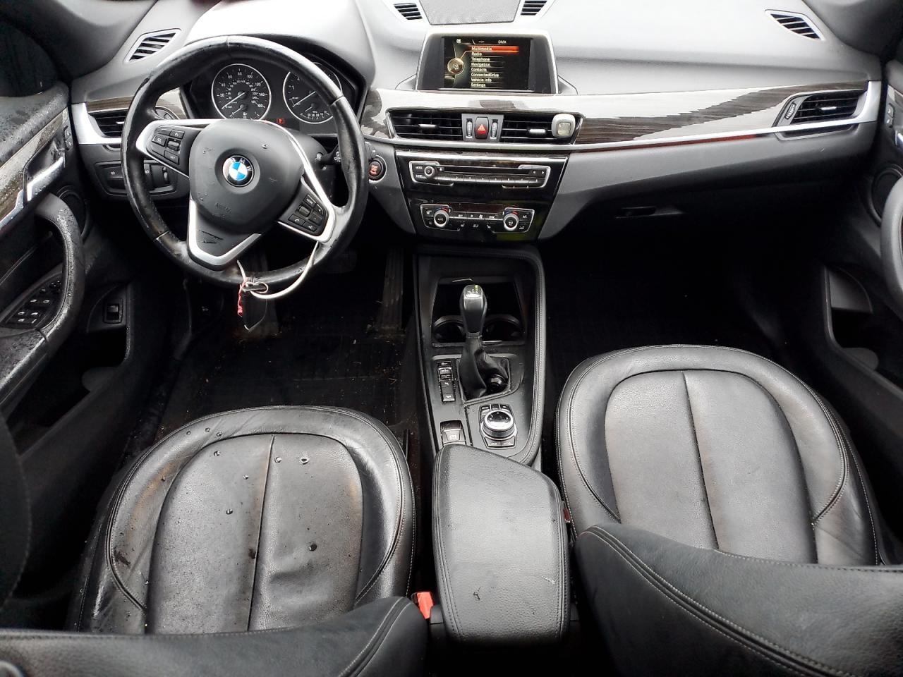 Photo 7 VIN: WBXHT3Z3XH4A58393 - BMW X1 