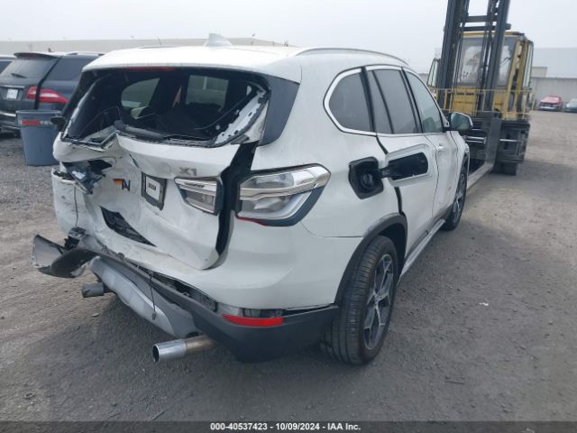 Photo 3 VIN: WBXHU7C30HP924613 - BMW X1 