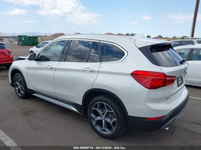 Photo 2 VIN: WBXHU7C30J5L06094 - BMW X1 