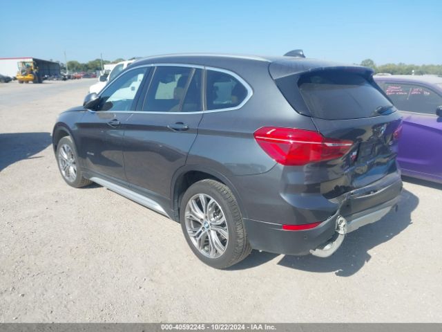 Photo 2 VIN: WBXHU7C31HP925415 - BMW X1 