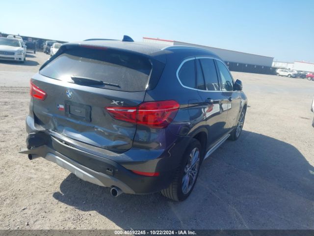 Photo 3 VIN: WBXHU7C31HP925415 - BMW X1 