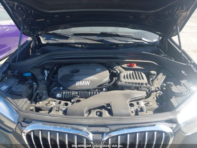 Photo 9 VIN: WBXHU7C31HP925415 - BMW X1 