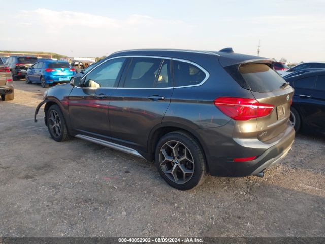 Photo 2 VIN: WBXHU7C32J5L08915 - BMW X1 