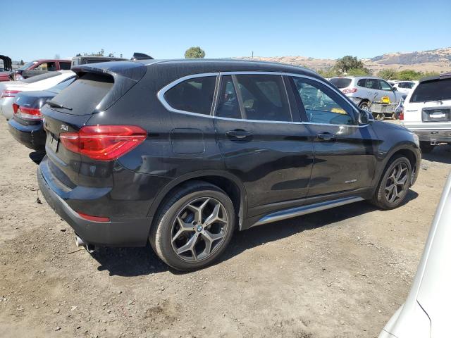 Photo 2 VIN: WBXHU7C33H5H38028 - BMW X1 SDRIVE2 