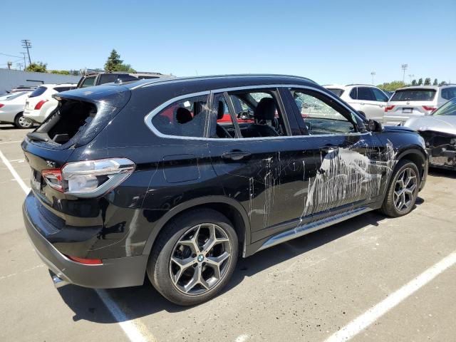 Photo 2 VIN: WBXHU7C33H5H38708 - BMW X1 