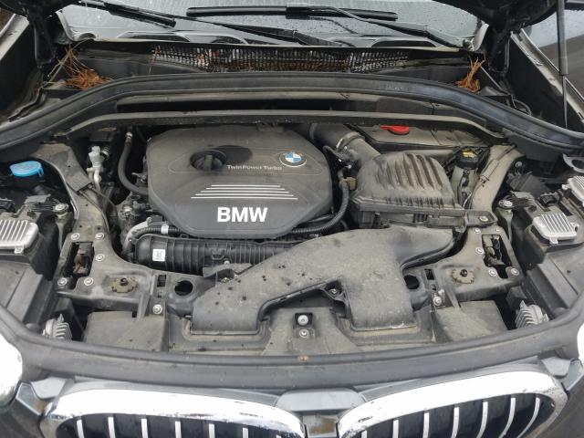 Photo 6 VIN: WBXHU7C33HP925237 - BMW X1 