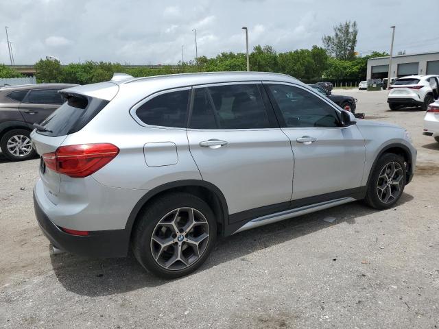 Photo 2 VIN: WBXHU7C33J3F04683 - BMW X1 