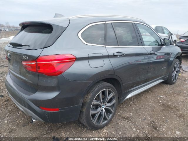 Photo 3 VIN: WBXHU7C34H5H36966 - BMW X1 