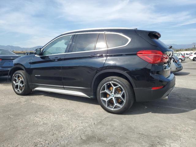 Photo 1 VIN: WBXHU7C35HP924607 - BMW X1 