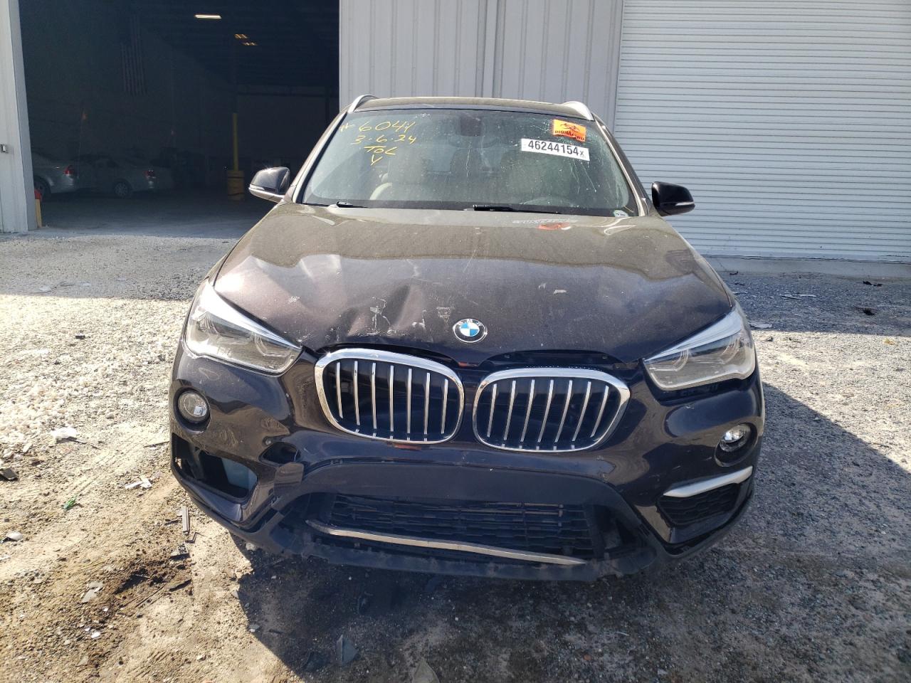 Photo 4 VIN: WBXHU7C35HP924834 - BMW X1 