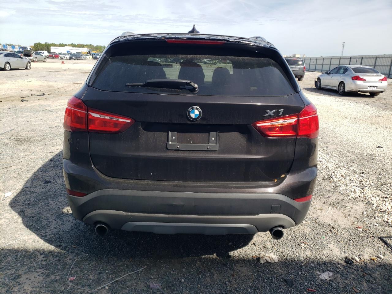 Photo 5 VIN: WBXHU7C35HP924834 - BMW X1 