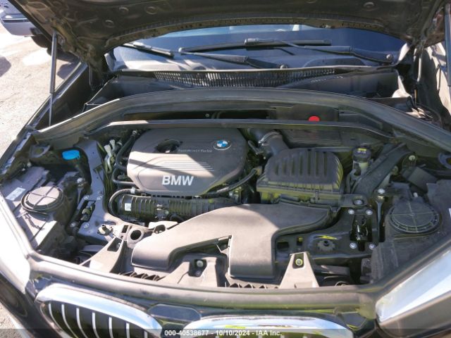 Photo 9 VIN: WBXHU7C35J5H40661 - BMW X1 