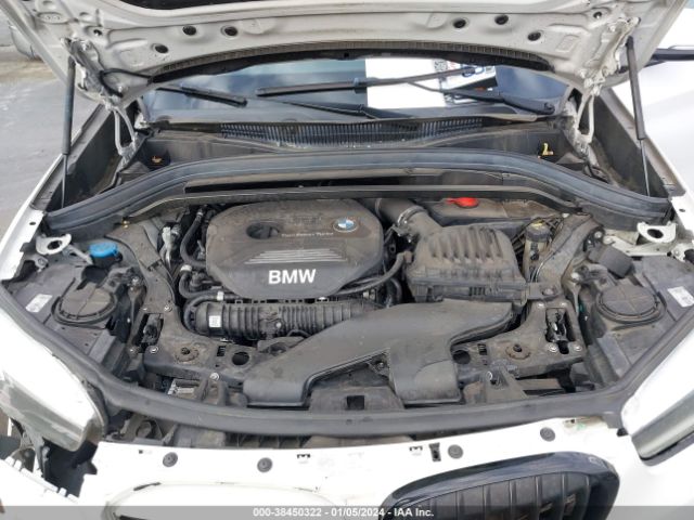 Photo 9 VIN: WBXHU7C35J5L07841 - BMW X1 