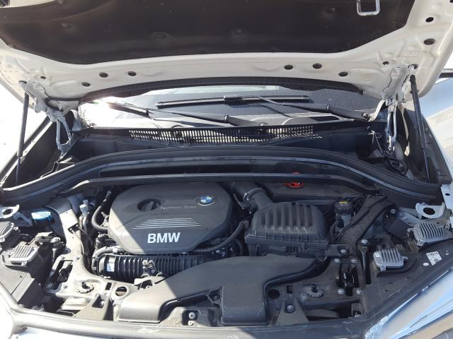 Photo 6 VIN: WBXHU7C36H5H37617 - BMW X1 