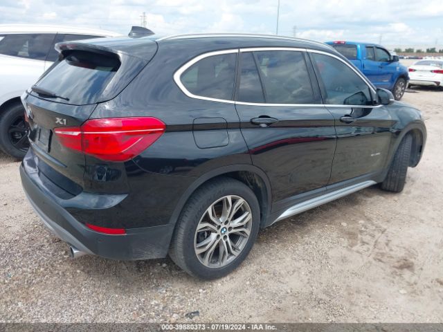 Photo 3 VIN: WBXHU7C36H5H38427 - BMW X1 