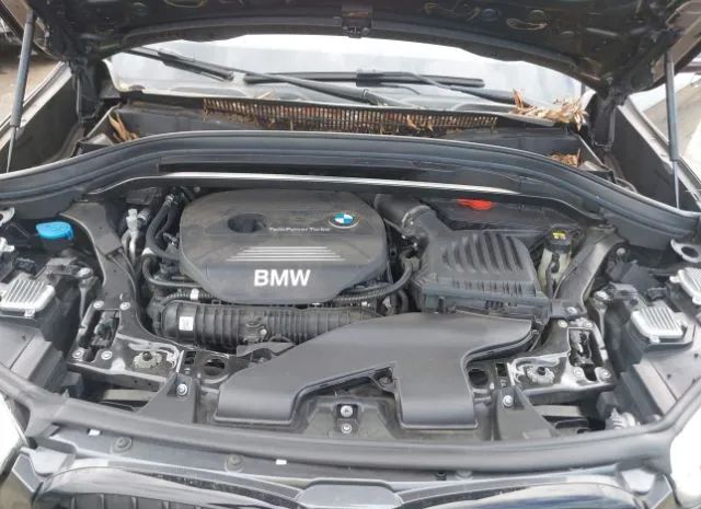 Photo 9 VIN: WBXHU7C36J5H40314 - BMW X1 