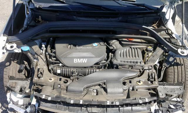 Photo 6 VIN: WBXHU7C36J5H40667 - BMW X1 