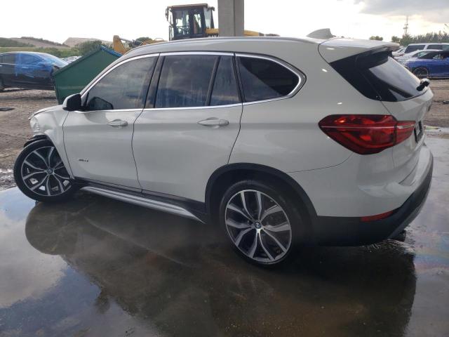 Photo 1 VIN: WBXHU7C36J5H41964 - BMW X1 SDRIVE2 