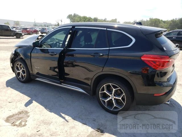 Photo 1 VIN: WBXHU7C36J5H42080 - BMW X1 