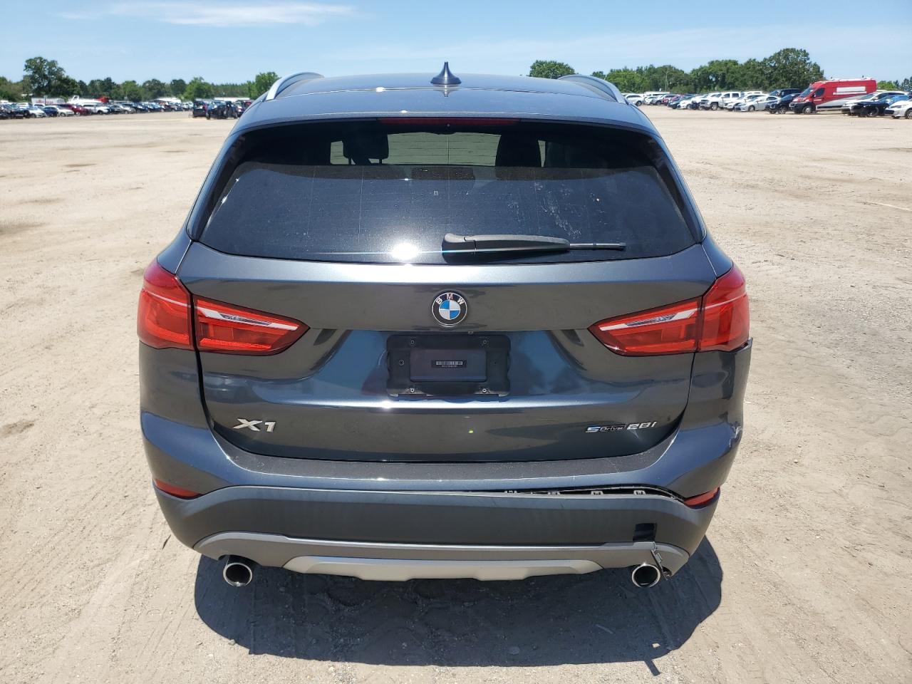 Photo 5 VIN: WBXHU7C36J5L05886 - BMW X1 