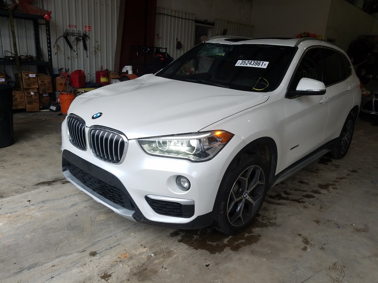 Photo 1 VIN: WBXHU7C37H5H37108 - BMW X1 SDRIVE2 