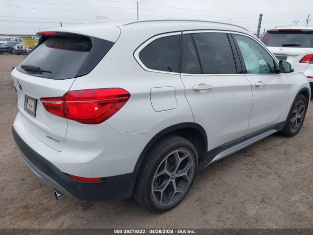 Photo 3 VIN: WBXHU7C37J3H43105 - BMW X1 