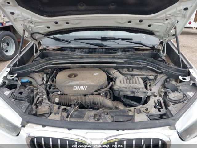 Photo 9 VIN: WBXHU7C37J3H43105 - BMW X1 